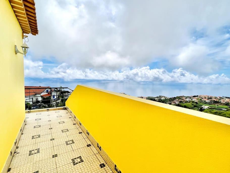 Casa Amarela By Your Madeira Rentals ปอนตา ดู โซล ภายนอก รูปภาพ